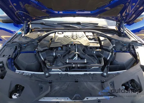 2023 BMW M8 Cabriolet Competition z USA, uszkodzony, nr VIN WBSDZ0C02PCM59017